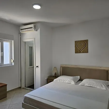 Adrien Apartment Sarande