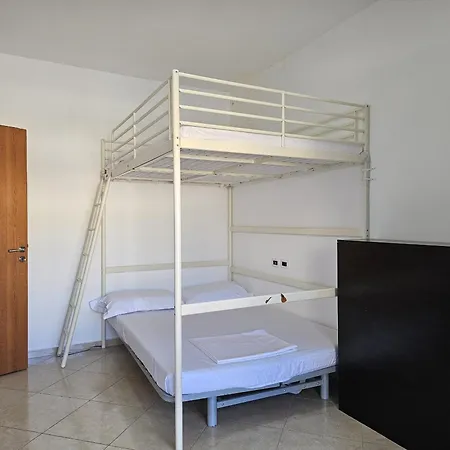 Adrien Apartment
